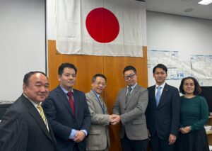 自由民主党・日本維新の会会派結成